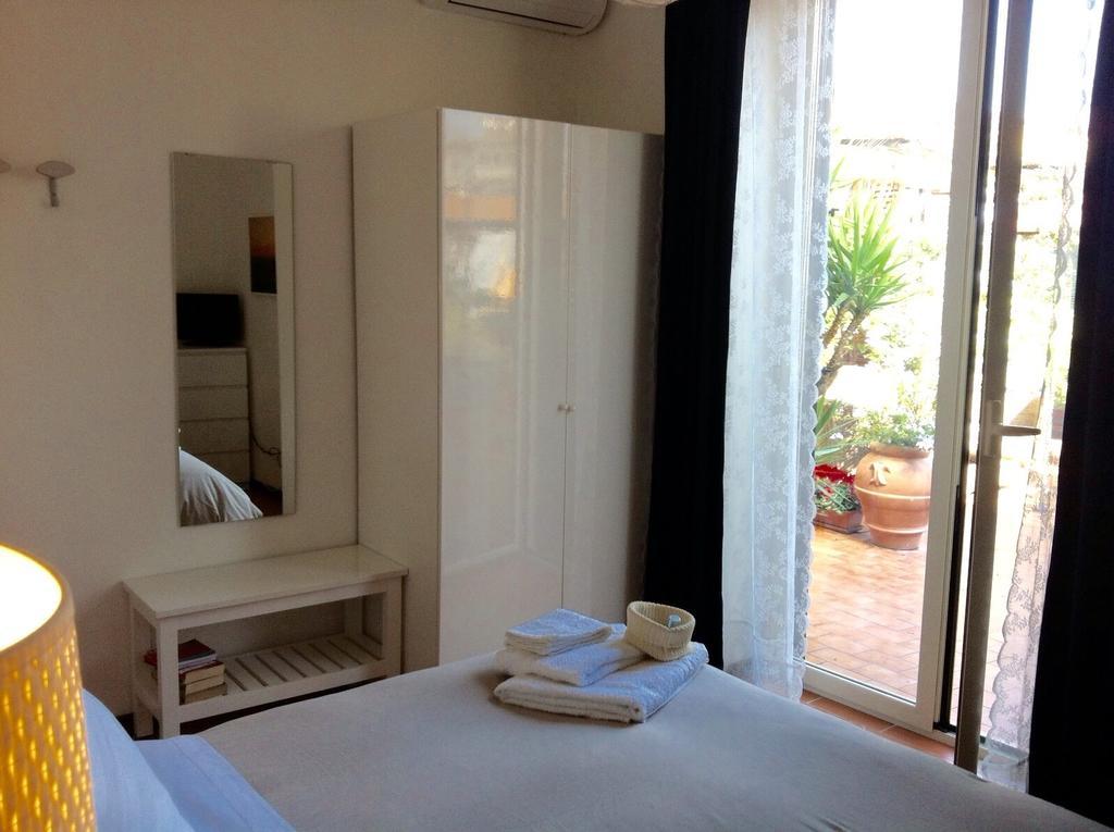 Terrazza Duomo Bed and Breakfast Νάπολη Εξωτερικό φωτογραφία