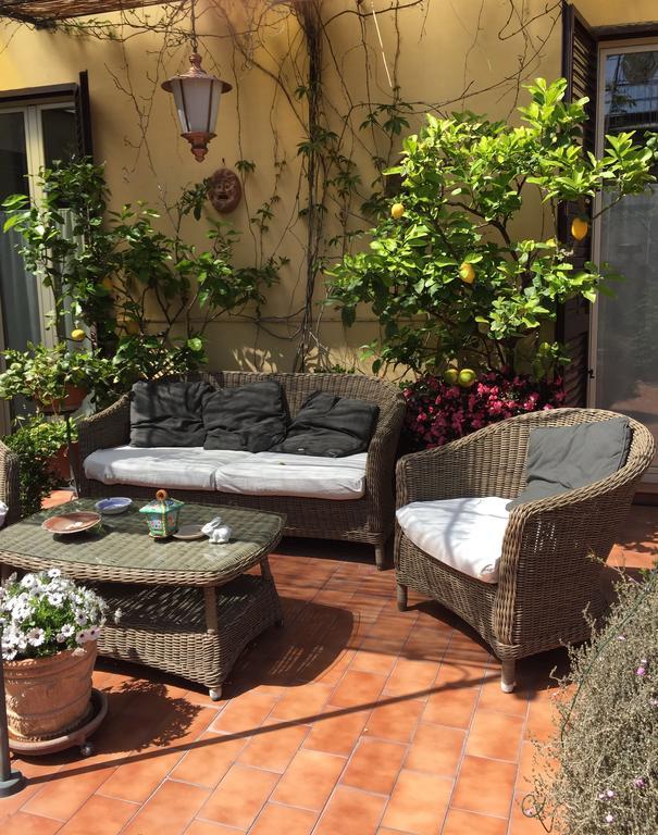 Terrazza Duomo Bed and Breakfast Νάπολη Εξωτερικό φωτογραφία